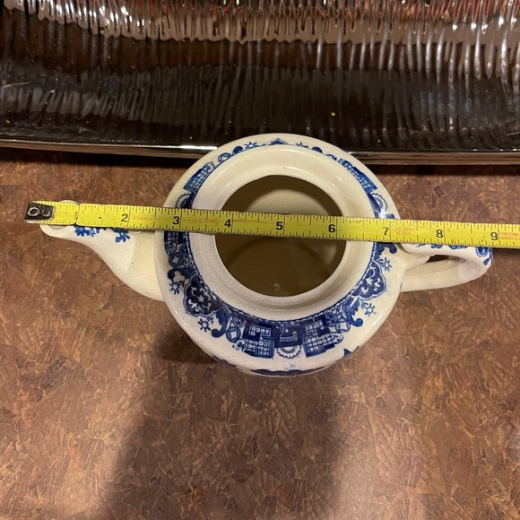 Blue Willow vintage Teapot no lid excellent cond! - Picture 10 of 10